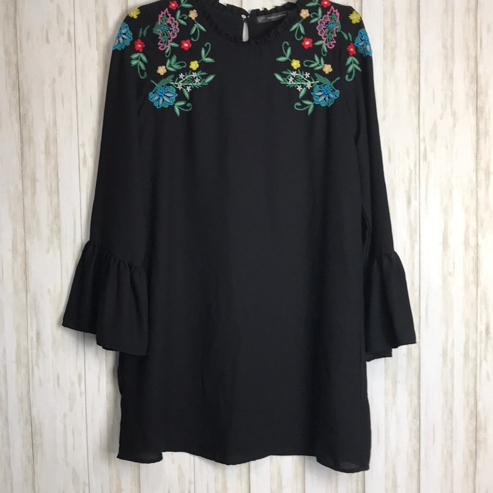 Embroidered Black Zara Dress Size M